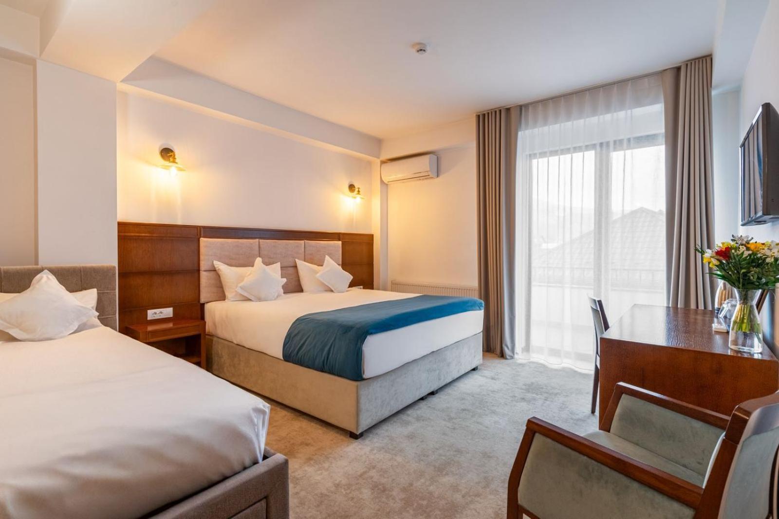 Hotel Buchenland Gura Humorului Buitenkant foto